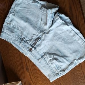 Old Navy Cuffed shorts